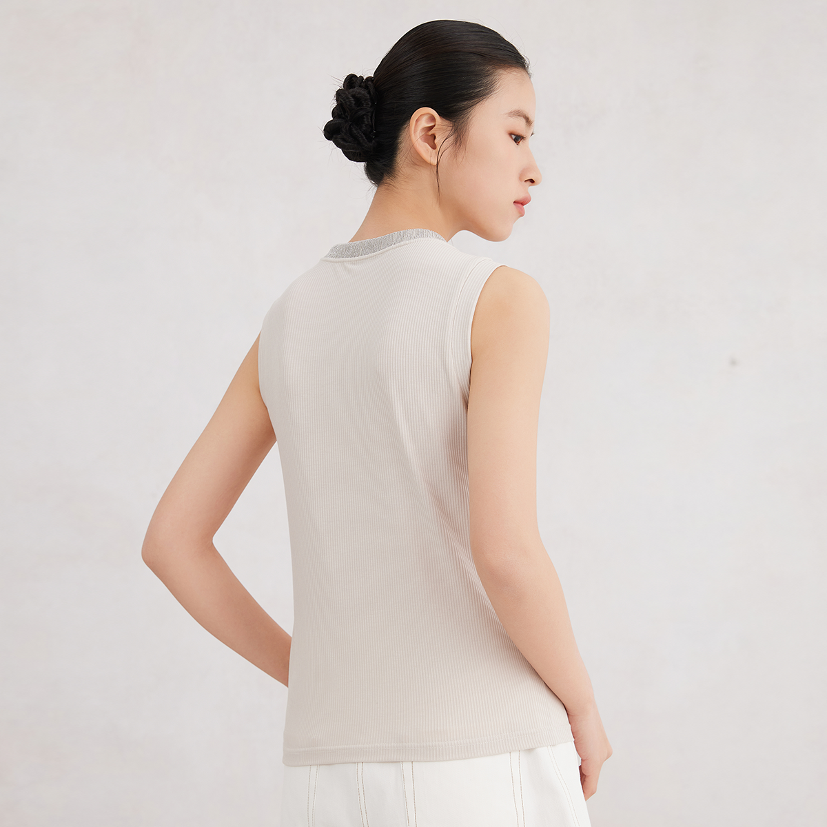 2025 Tencel and Acetate Blend Smooth  Sleeveless Ribbed Top